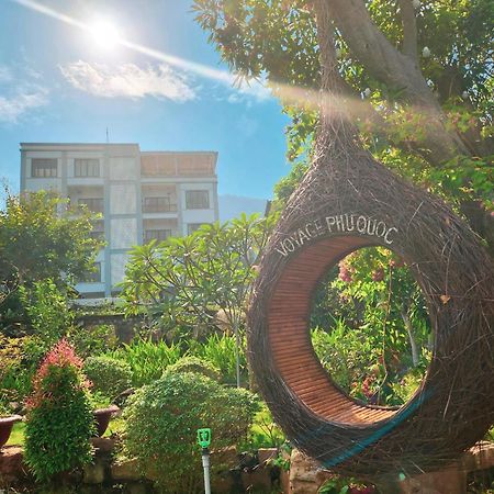 Voyage Phu Quoc Beach Resort Ngoại thất bức ảnh