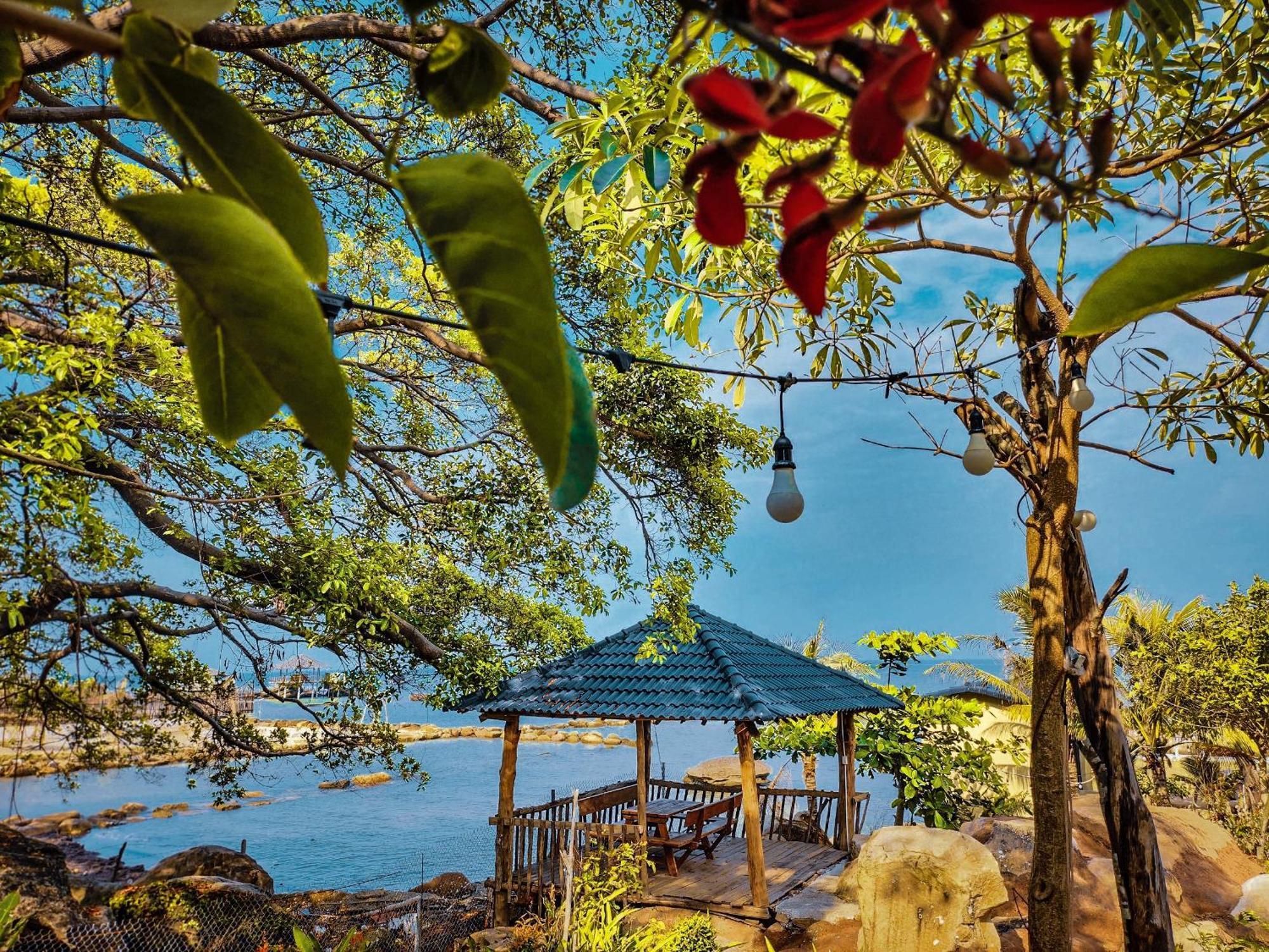 Voyage Phu Quoc Beach Resort Ngoại thất bức ảnh
